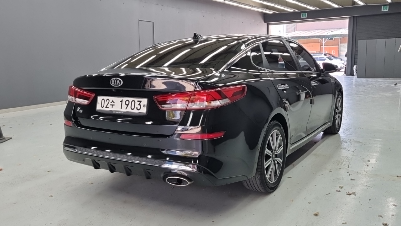 Kia K5 (II) 2.0 Prestige 2019 — фото 2