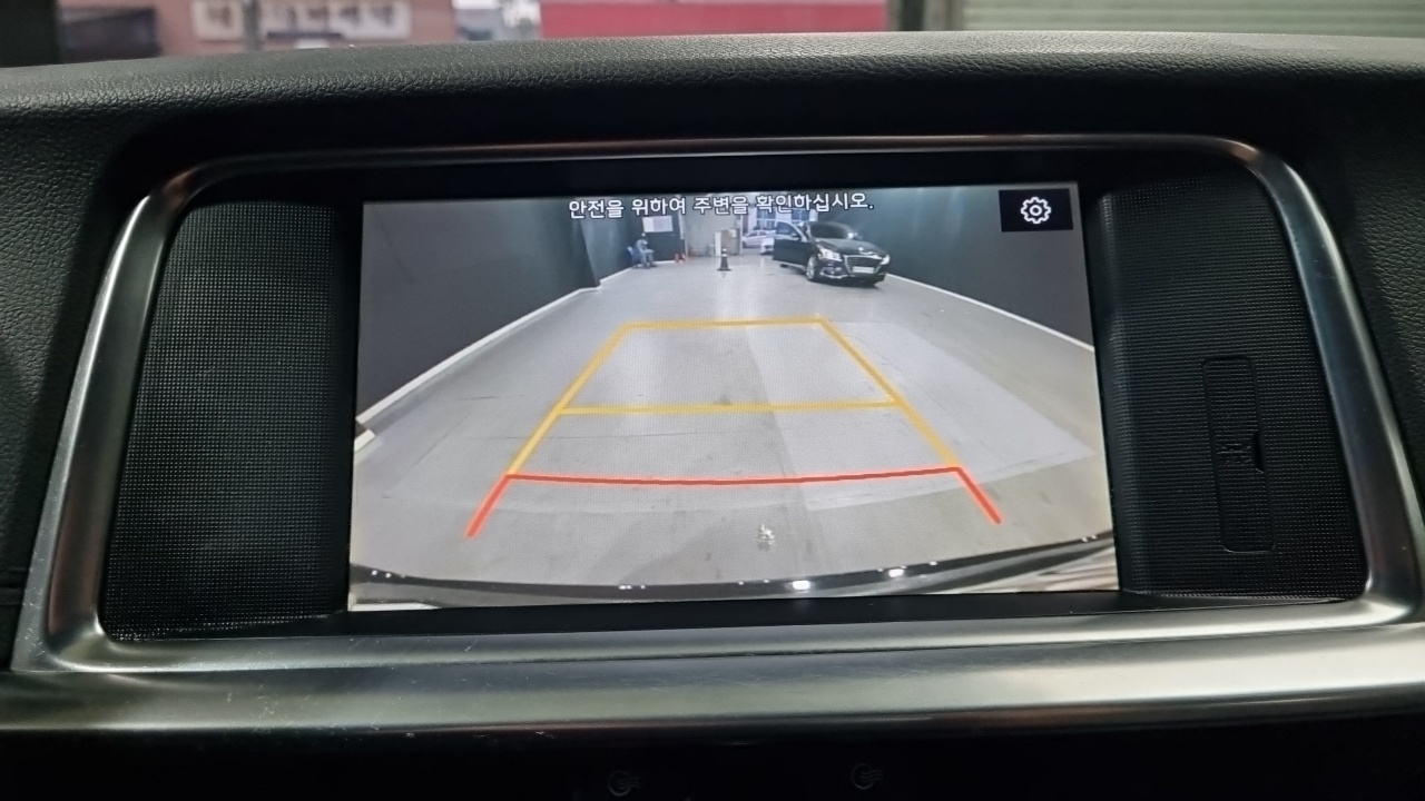 Kia K5 (II) 2.0 Prestige 2019 — фото 15
