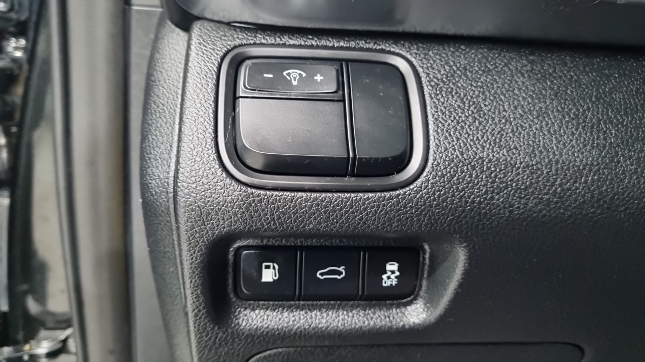 Kia K5 (II) 2.0 Prestige 2019 — фото 18