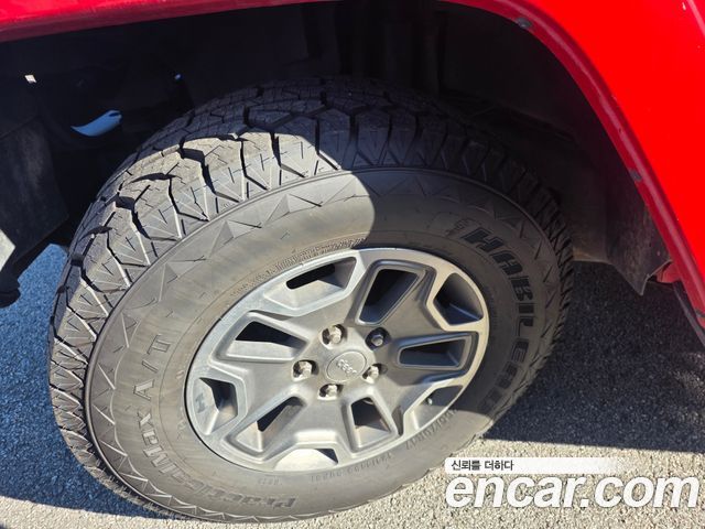Jeep Wrangler (JK) 2.8 Diesel Sahara 4Door 2015 — фото 5