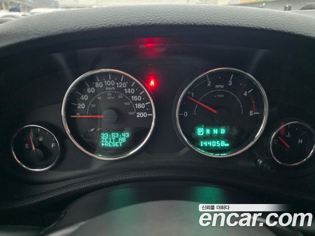 Jeep Wrangler (JK) 2.8 Diesel Sahara 4Door 2015 — фото 8