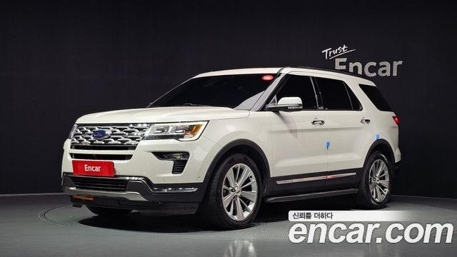 Ford Explorer 2.3 Limited 4WD 5th