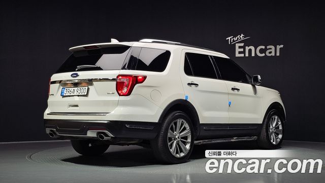 Ford Explorer 2.3 Limited 4WD 5th 2018 — фото 2