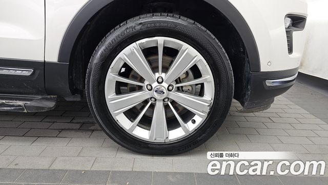 Ford Explorer 2.3 Limited 4WD 5th 2018 — фото 21