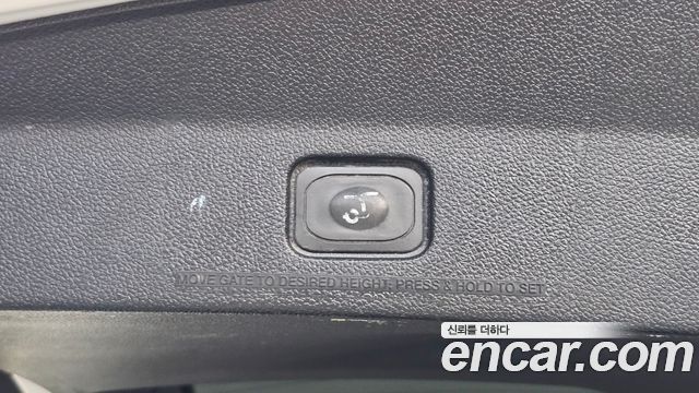 Ford Explorer 2.3 Limited 4WD 5th 2018 — фото 29