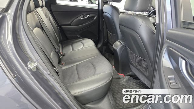 Hyundai i30 (PD) 1.4 Turbo Style 2018 — фото 12