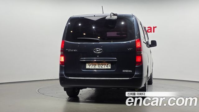 Hyundai Grand Starex Van 5-Seater Modern 2019 — фото 4