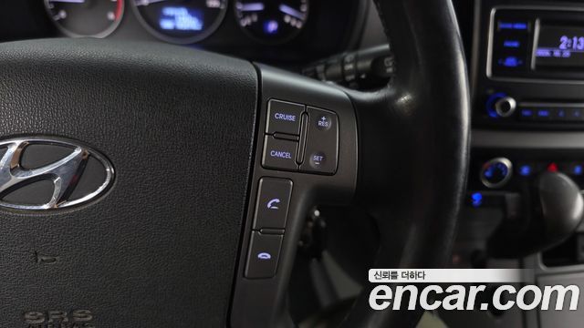 Hyundai Grand Starex Van 5-Seater Modern 2019 — фото 18