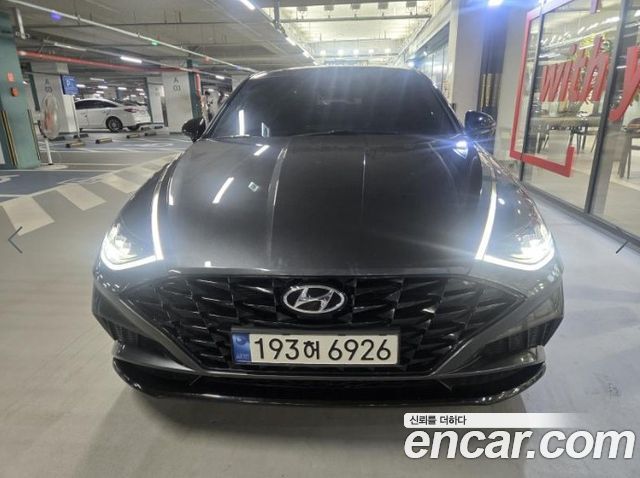Hyundai Sonata (DN8) 2.0 Modern