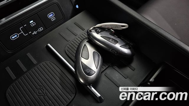Hyundai Santa Fe (MX5) Gasoline 2.5T 2WD Prestige 2024 — фото 27