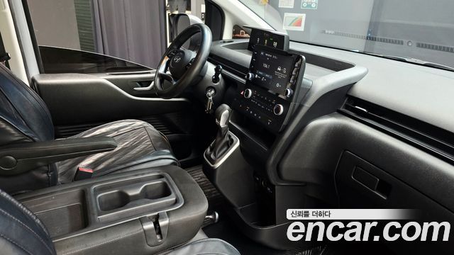 Hyundai Staria Tourer 11-Seater Smart 2022 — фото 17