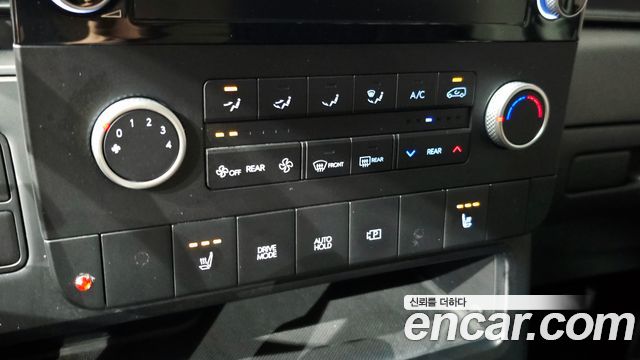 Hyundai Staria Tourer 11-Seater Smart 2022 — фото 19