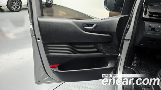 Hyundai Staria Tourer 11-Seater Smart 2022 — фото 24