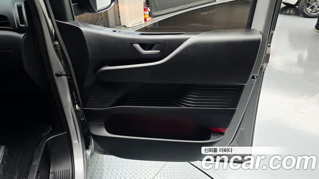 Hyundai Staria Tourer 11-Seater Smart 2022 — фото 25