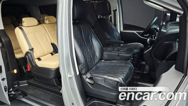 Hyundai Staria Tourer 11-Seater Smart 2022 — фото 26