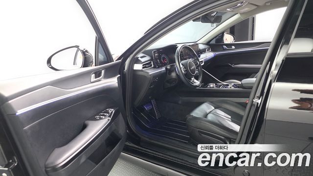 Kia K5 Hybrid (III) Trendy 2023 — фото 10
