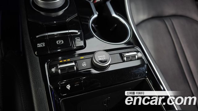 Kia K5 Hybrid (III) Trendy 2023 — фото 18