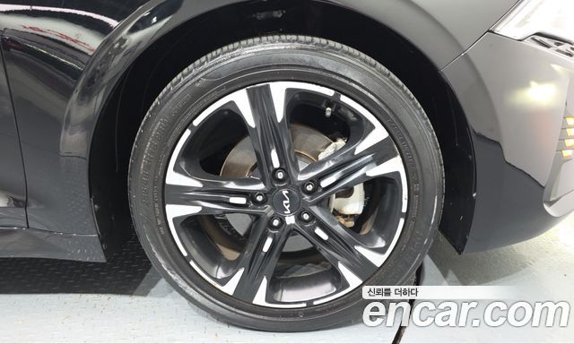 Kia K5 Hybrid (III) Trendy 2023 — фото 21