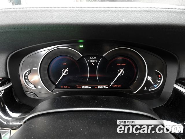 BMW 5 Series (G30) 520d Luxury Special Edition 2018 — фото 8