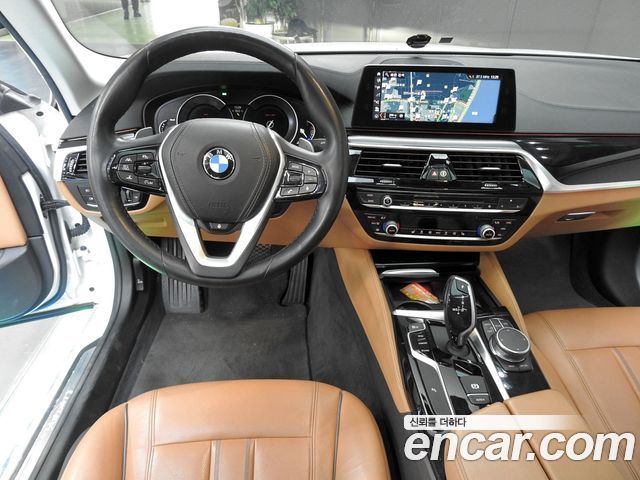 BMW 5 Series (G30) 520d Luxury Special Edition 2018 — фото 17