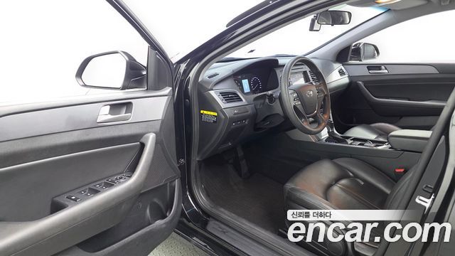 Hyundai Sonata (LF) 2.0 Style Special 2017 — фото 11
