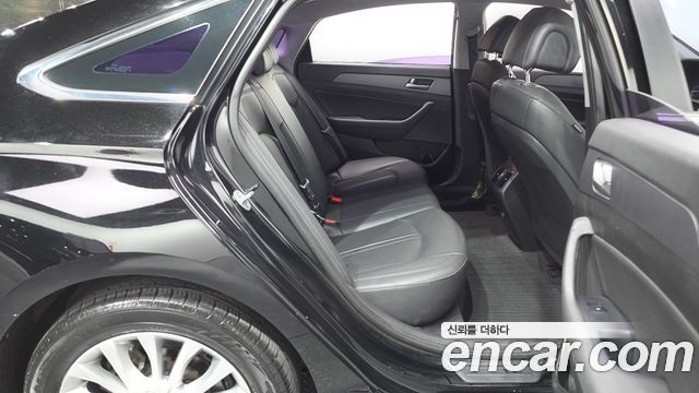 Hyundai Sonata (LF) 2.0 Style Special 2017 — фото 12