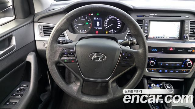 Hyundai Sonata (LF) 2.0 Style Special 2017 — фото 13
