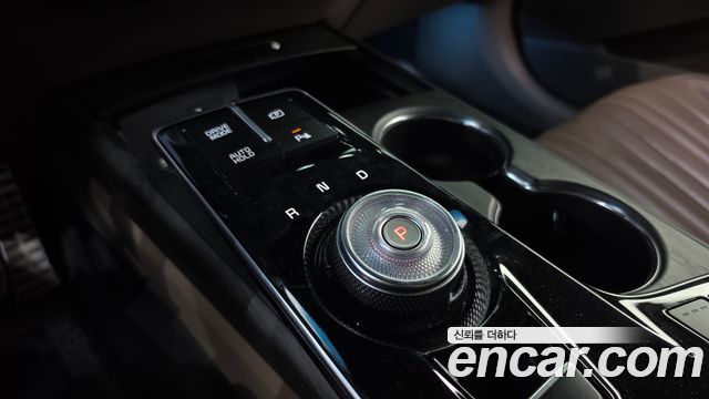 Kia K8 Hybrid Signature 2022 — фото 9
