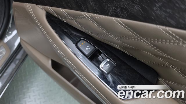 Kia K8 Hybrid Signature 2022 — фото 19