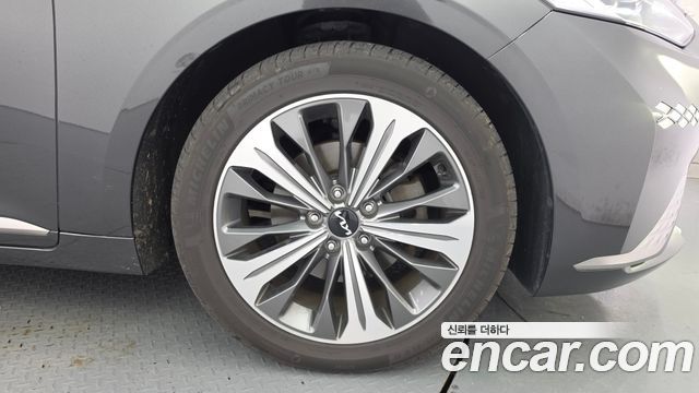 Kia K8 Hybrid Signature 2022 — фото 21
