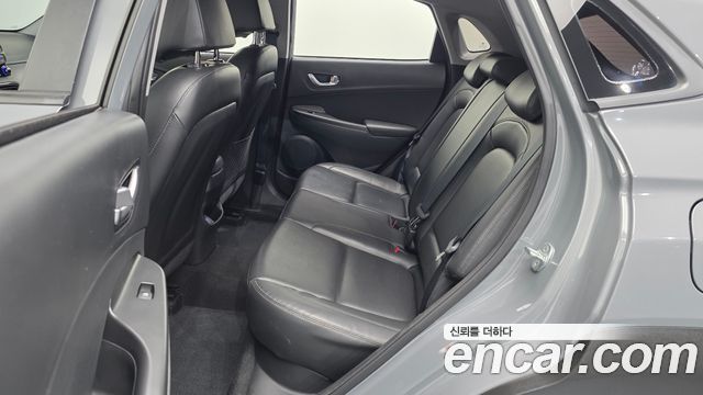 Hyundai Kona Gasoline 2.0 2WD Smart 2021 — фото 11