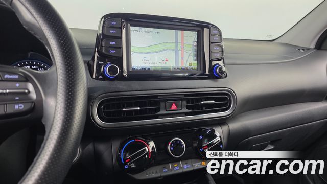 Hyundai Kona Gasoline 2.0 2WD Smart 2021 — фото 12