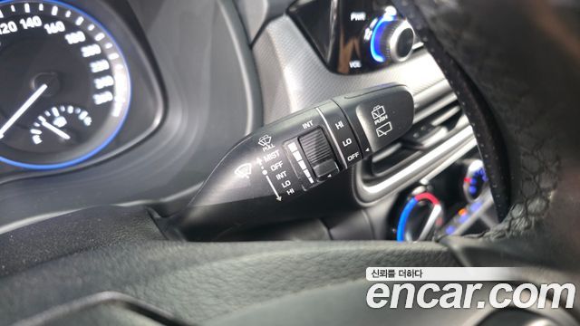 Hyundai Kona Gasoline 2.0 2WD Smart 2021 — фото 27