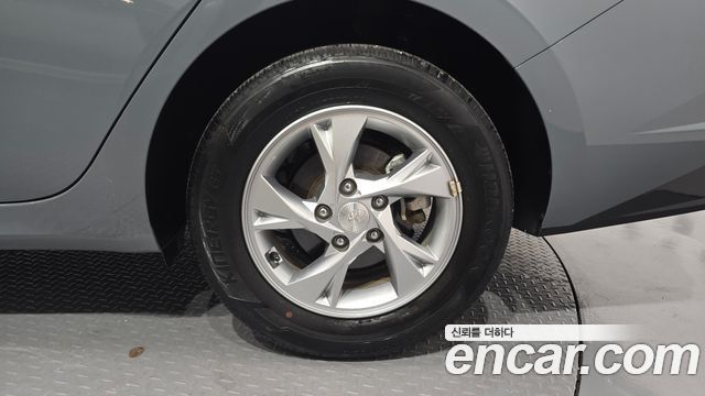 Hyundai Avante (CN7) 1.6 Smart 2021 — фото 21