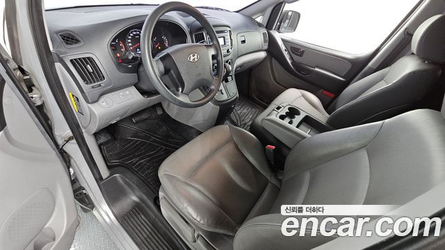 Hyundai Grand Starex 3-Seater VAN Smart 2016 — фото 7