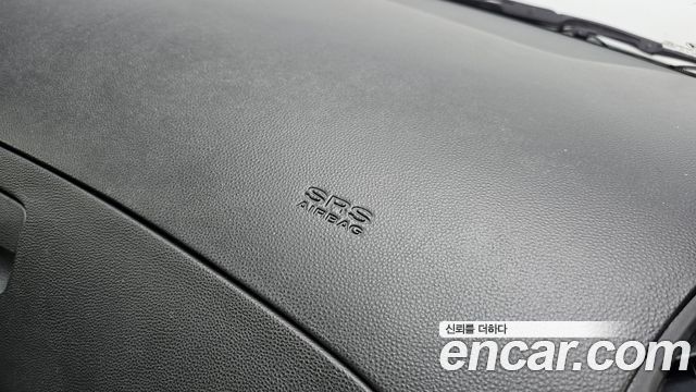 Hyundai Grand Starex 3-Seater VAN Smart 2016 — фото 19