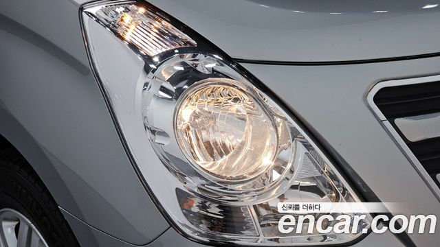 Hyundai Grand Starex 3-Seater VAN Smart 2016 — фото 22