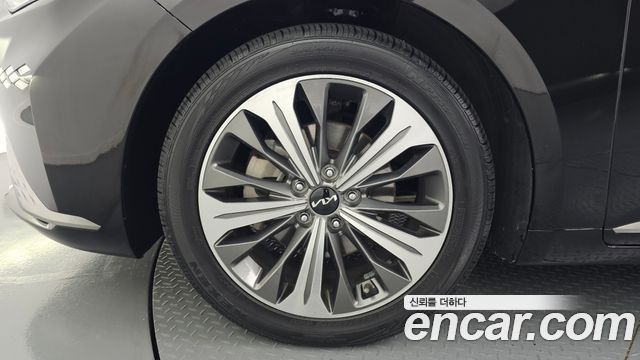 Kia K8 Hybrid Noblesse 2022 — фото 5