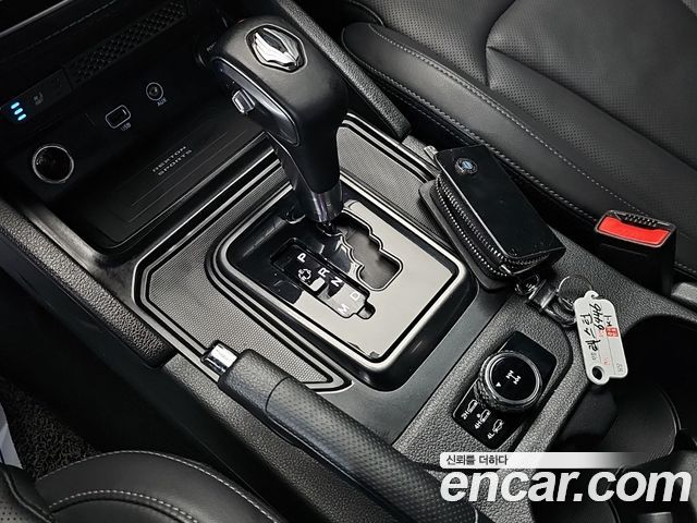 KG Mobility (SsangYong) Rexton Sports Khan Diesel 2.2 4WD Dynamic Edition (5-Link) 2021 — фото 8