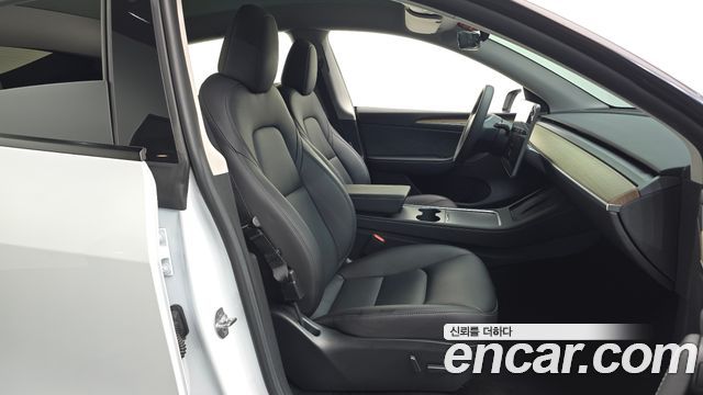 Tesla Model Y RWD 2023 — фото 12