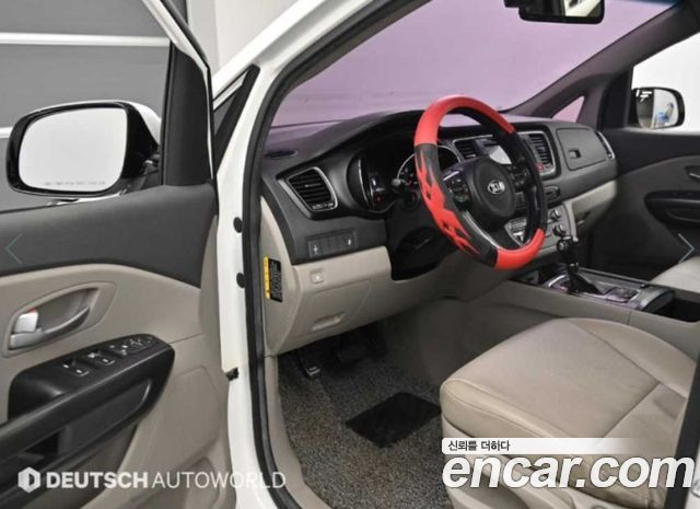 Kia Carnival 11-seater Luxury 2016 — фото 15