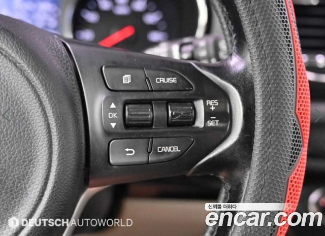 Kia Carnival 11-seater Luxury 2016 — фото 21