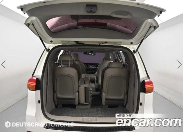 Kia Carnival 11-seater Luxury 2016 — фото 23