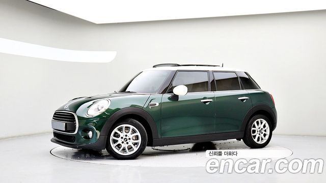 MINI Cooper 5Door HIGH 3rd 2018 — фото 3
