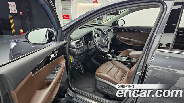 Kia Sorento Diesel 2.0 2WD Noblesse 2017 — фото 10