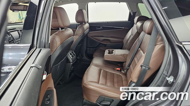 Kia Sorento Diesel 2.0 2WD Noblesse 2017 — фото 12