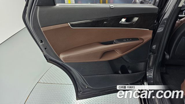 Kia Sorento Diesel 2.0 2WD Noblesse 2017 — фото 25