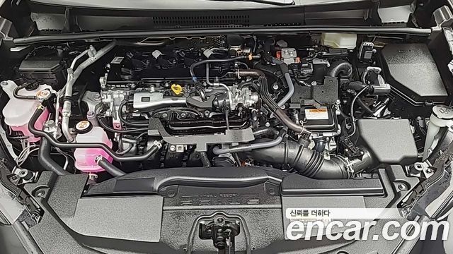 Toyota Prius (V) 2.0 XLE AWD 2026 — фото 6