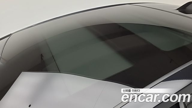 Toyota Prius (V) 2.0 XLE AWD 2026 — фото 24