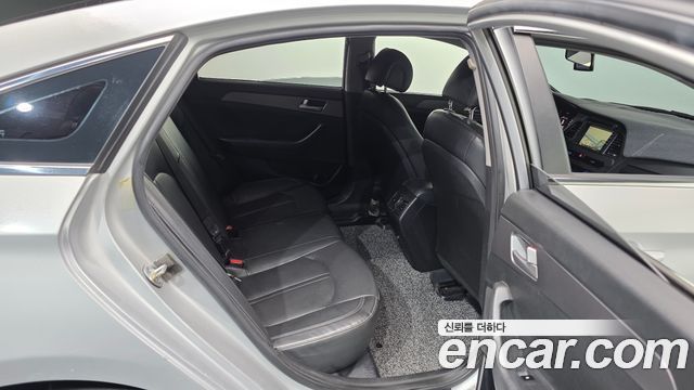 Hyundai Sonata (LF) LPI TAXI Style 2015 — фото 12